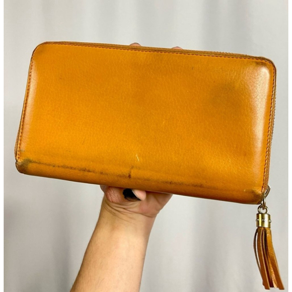 GUCCI | Large orange leather interlocking GG logo soho zip-around wallet - Picture 5 of 11